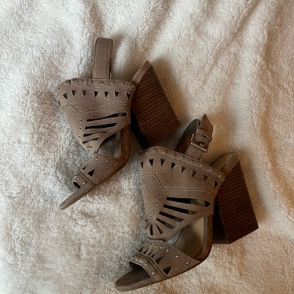 Vince Camuto Suede Heels - Picture 2 of 5